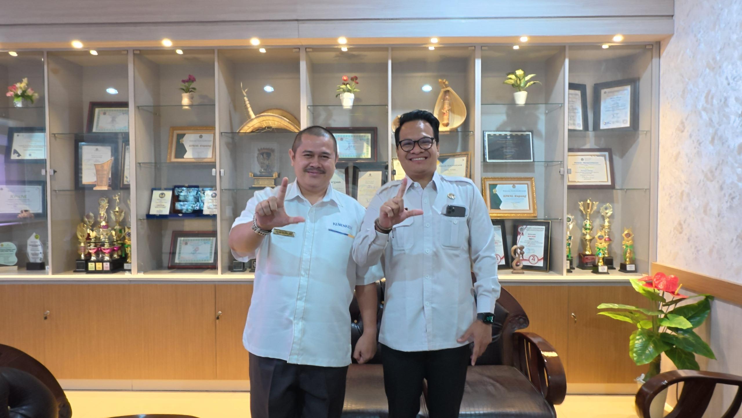 BANTU MASYARAKAT DAN TINGKATKAN PNBP, IMIGRASI LABUAN BAJO KONSULTASIKAN HIBAH BMN