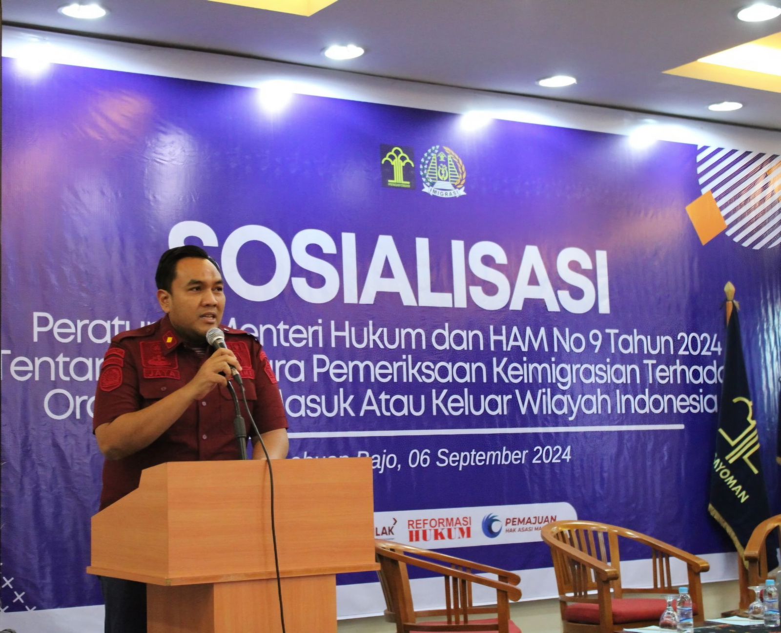 Imigrasi Labuan Bajo Sosialisasikan Permenkumham No. 9 Tahun 2024 untuk Tingkatkan Efisiensi Pemeriksaan