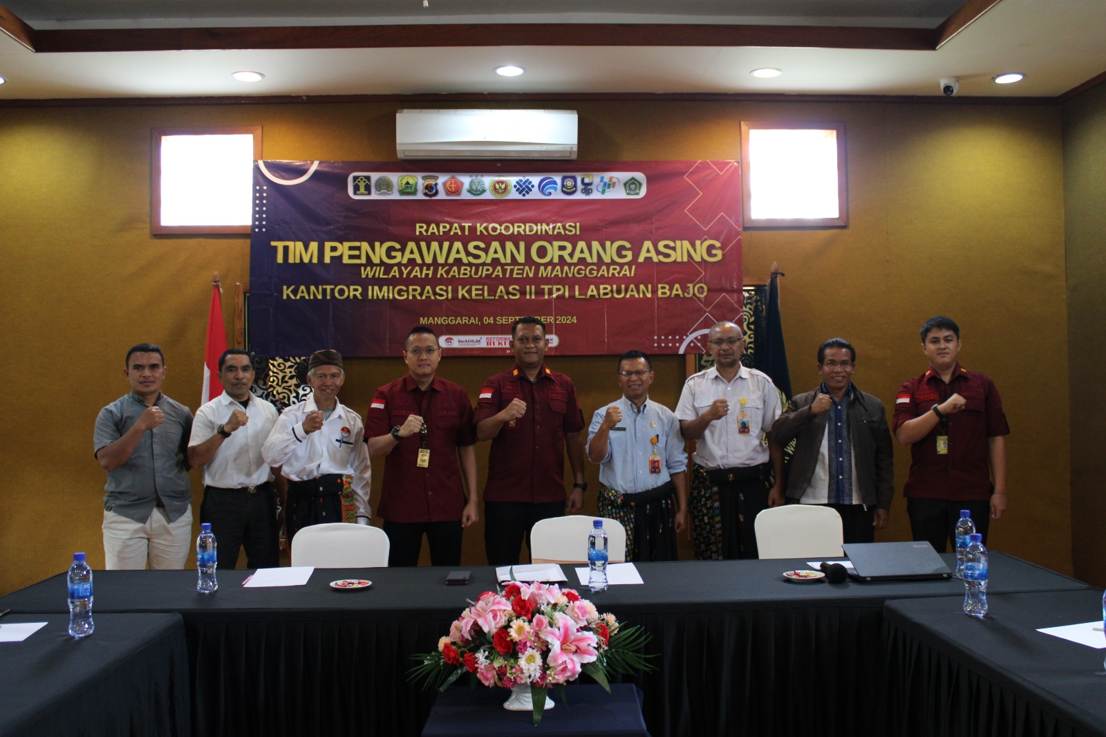 Rapat Koordinasi TIMPORA, Imigrasi Labuan Bajo Bahas Isu Krusial Pengawasan Orang Asing